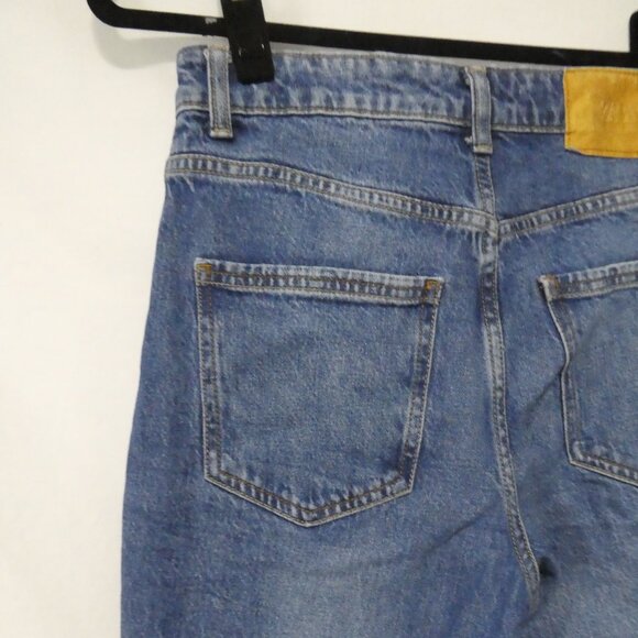 ZARA | size 4 | Classic Blue Washed Denim Jeans - Picture 10 of 16